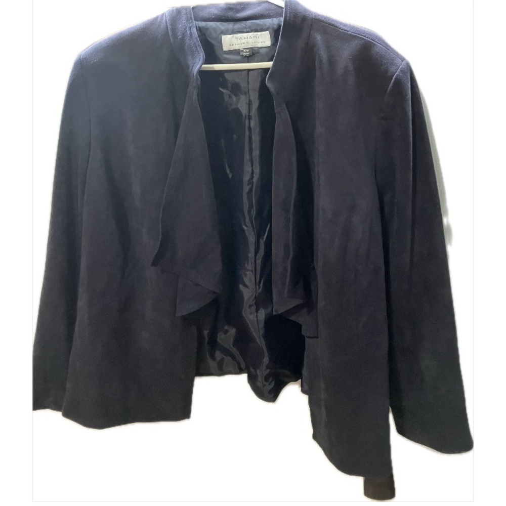 NWT⭐️ $159 Arthur S. Levine
Blazer, Navy Beauty-PLUS SIZE 18W